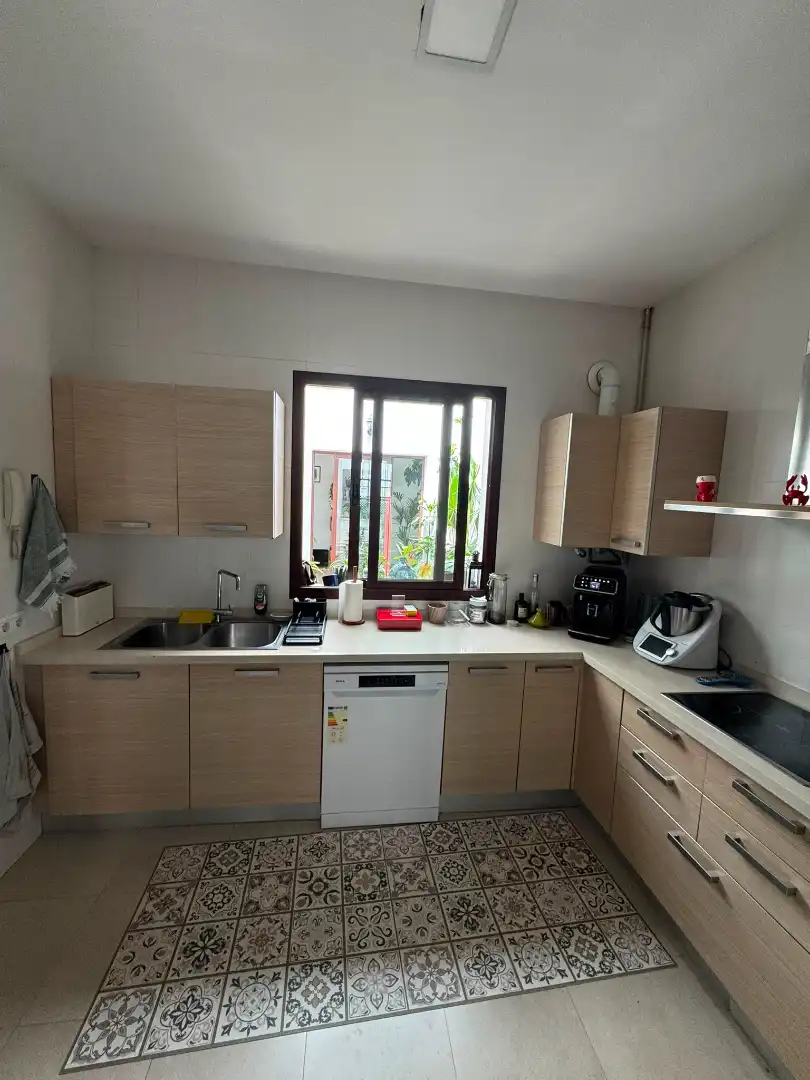 Küche von Haus oder Chalet zur Miete in Sevilla mit Klimaanlage, Parkett und Terrasse