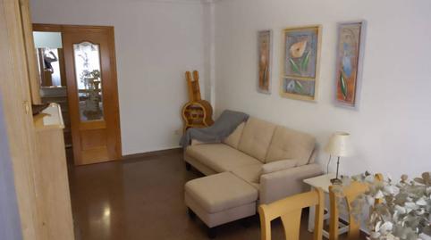 Foto 2 de Piso de alquiler en Plaza de Toros - Avenida Chapí - Trinquete, Elda