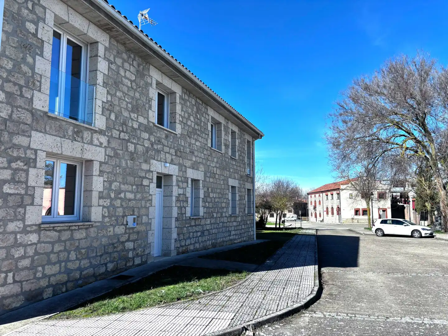 Vista exterior de Casa o chalet en venta en Quintanilla Vivar con Calefacción y Trastero