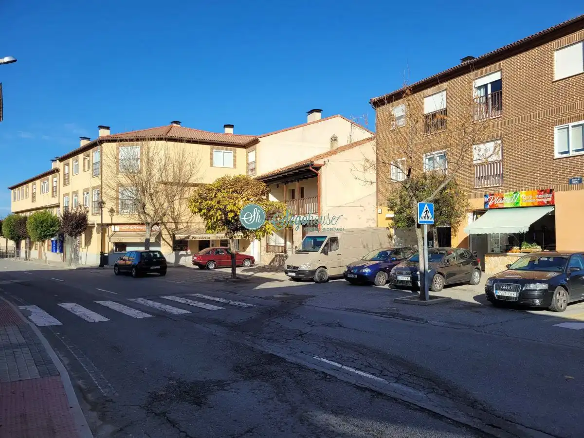 Exterior view of Flat for sale in Palazuelos de Eresma  with Heating, Storage room and Community pool