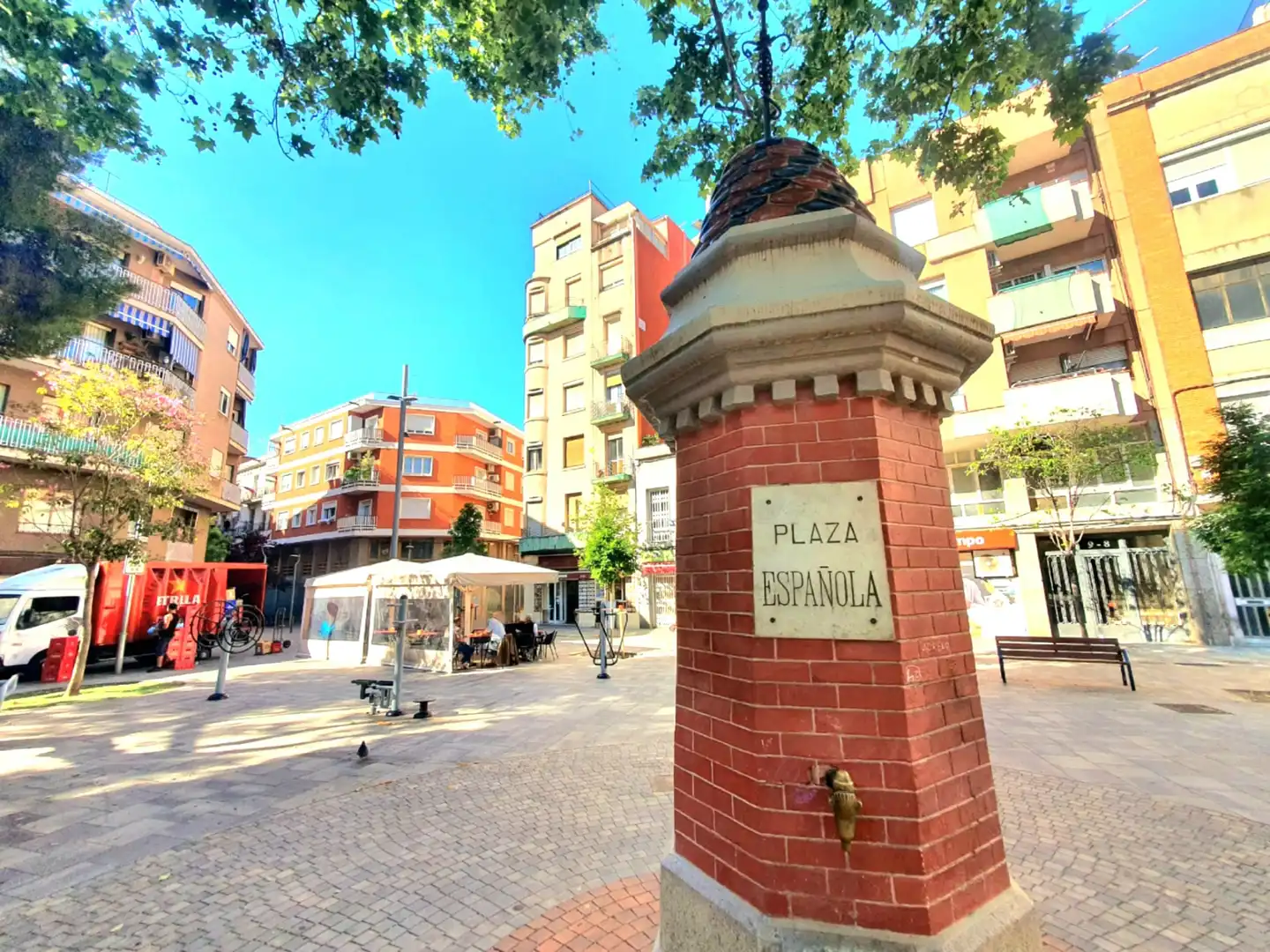 Außenansicht von Büro zum Verkauf in L'Hospitalet de Llobregat mit Klimaanlage, Abstellraum und Alarm