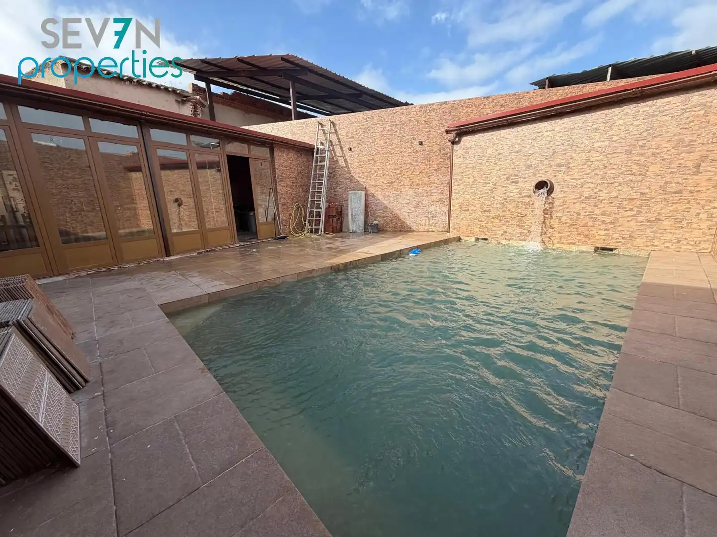Swimming pool of Detached homes for sale in Méntrida  with Air Conditioner, Heating and Parquet flooring