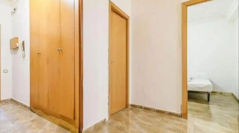 Foto 4 de Piso en venta en Calle Circumval.lacio, 29, La Roureda, Viladecans