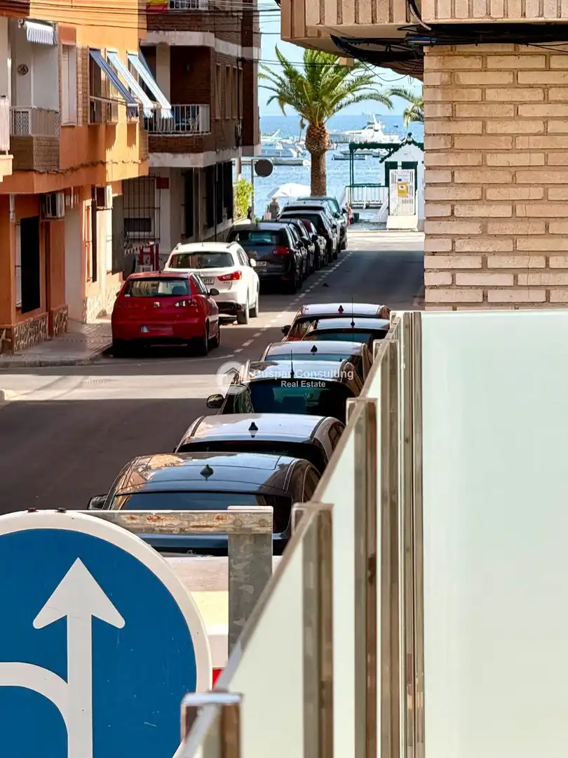 Aparcament de Casa adosada en venda en Cartagena amb Aire condicionat, Calefacció i Terrassa