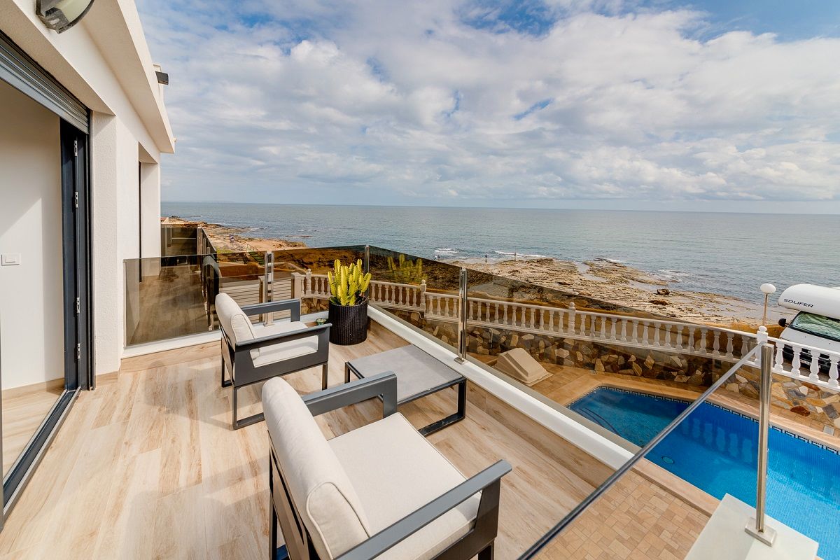 Terrace of House or chalet for sale in Torrevieja  with Terrace, Storage room and Swimming Pool