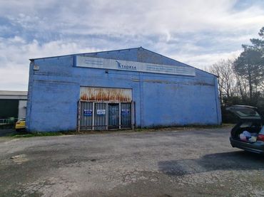 Nave industrial en venta en Avenida LAVANDEIRA 12