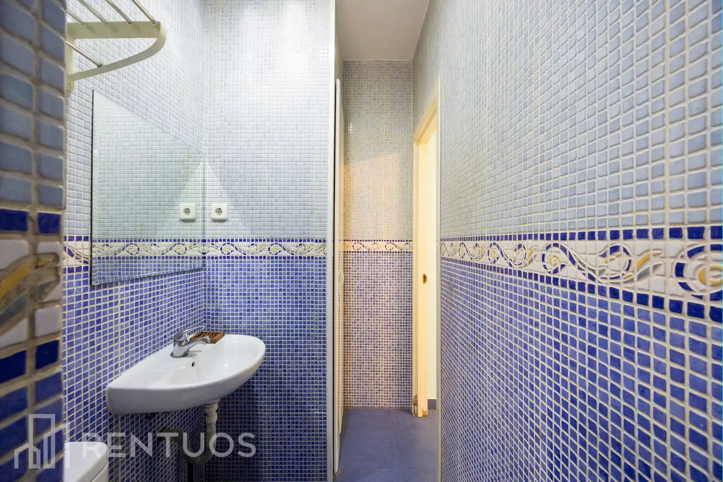 Baño de Estudio de alquiler en Madrid con Amueblado