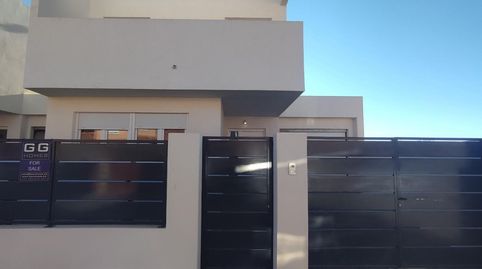 Foto 5 de Casa adosada en venta en Alpera, Albacete