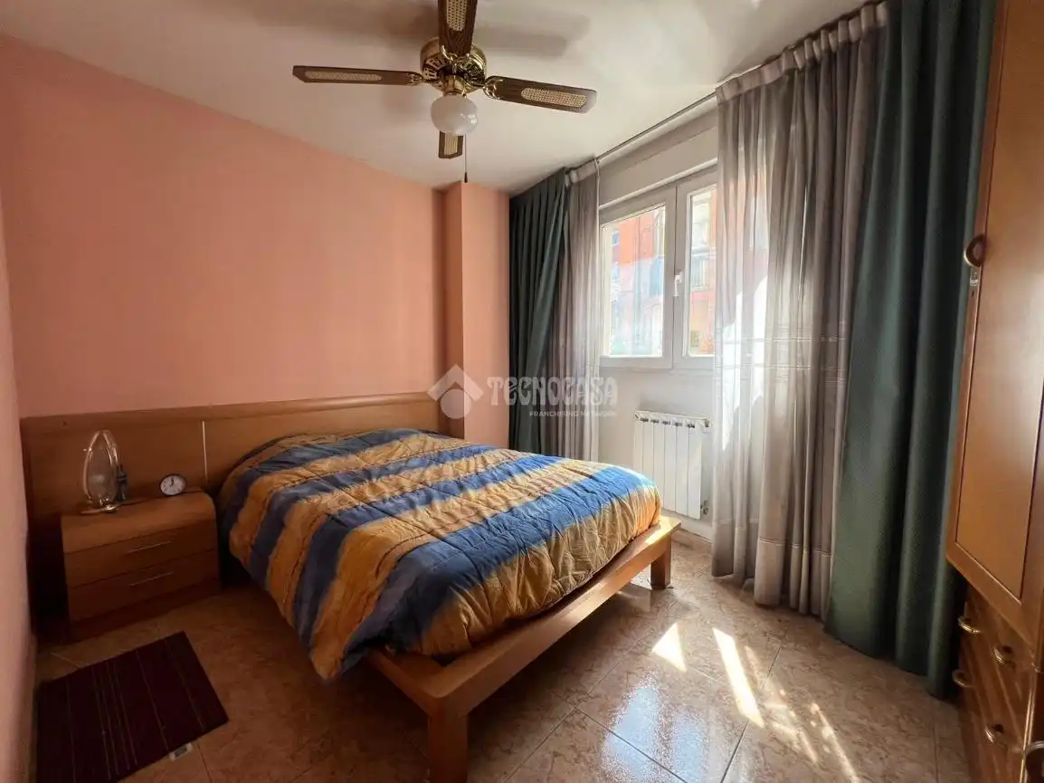 Bedroom of Flat for sale in Valladolid  with Heating and Terrace