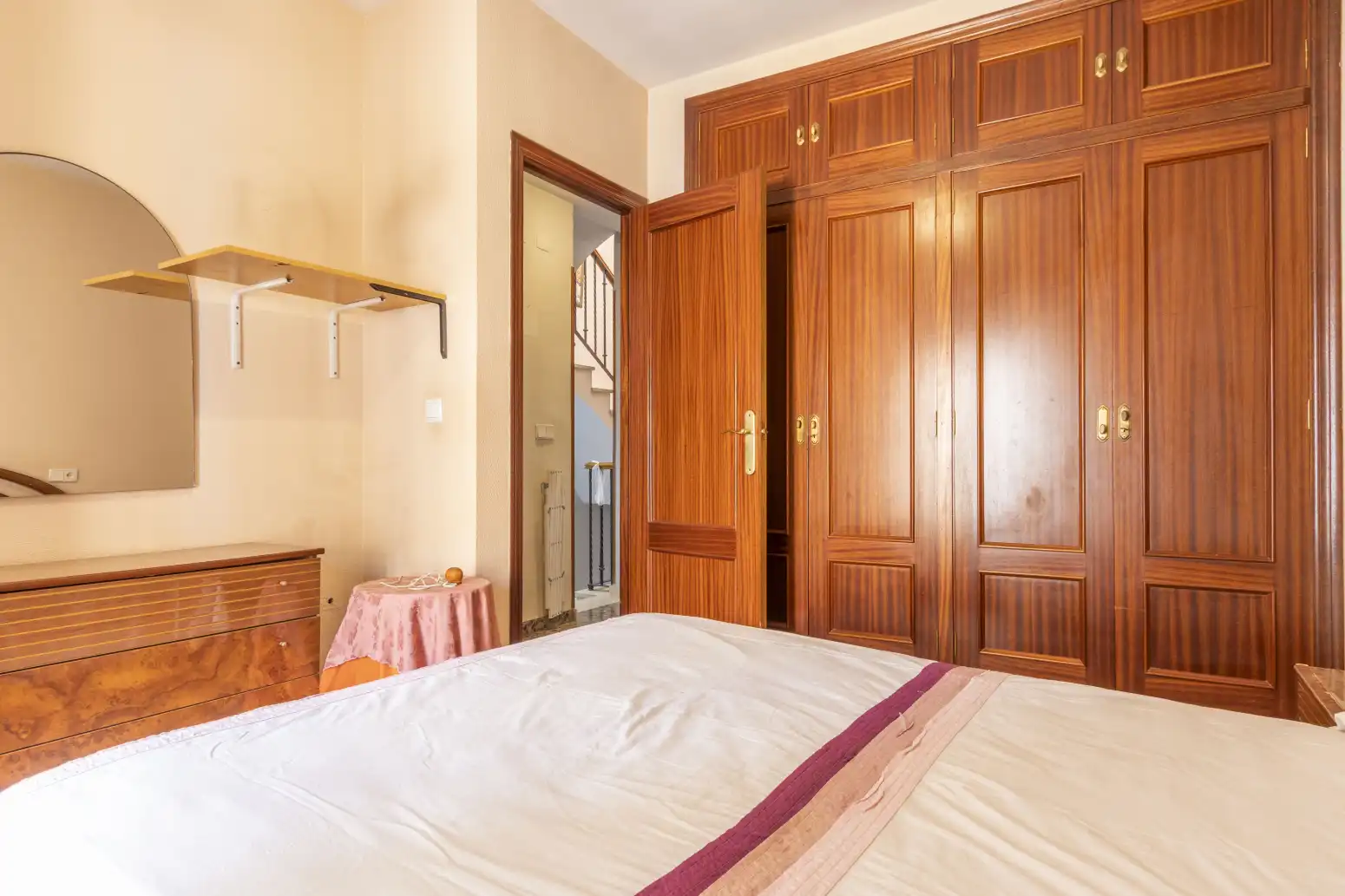 Bedroom of Houses for sale in Valencia  with Heating, Terrace and Storage room