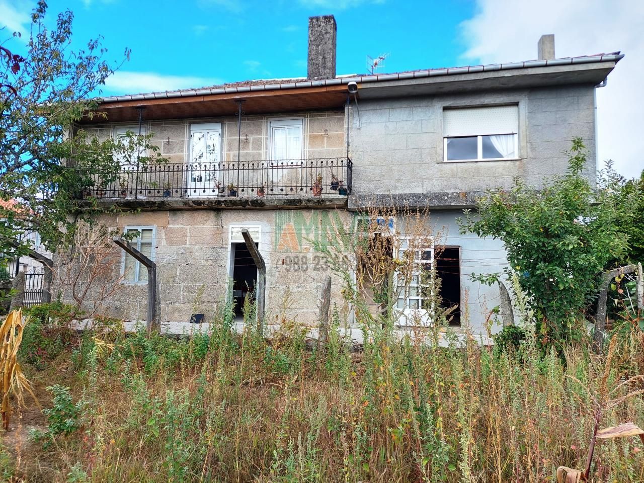 Vista exterior de Casa o xalet en venda en Vilamarín amb Jardí privat