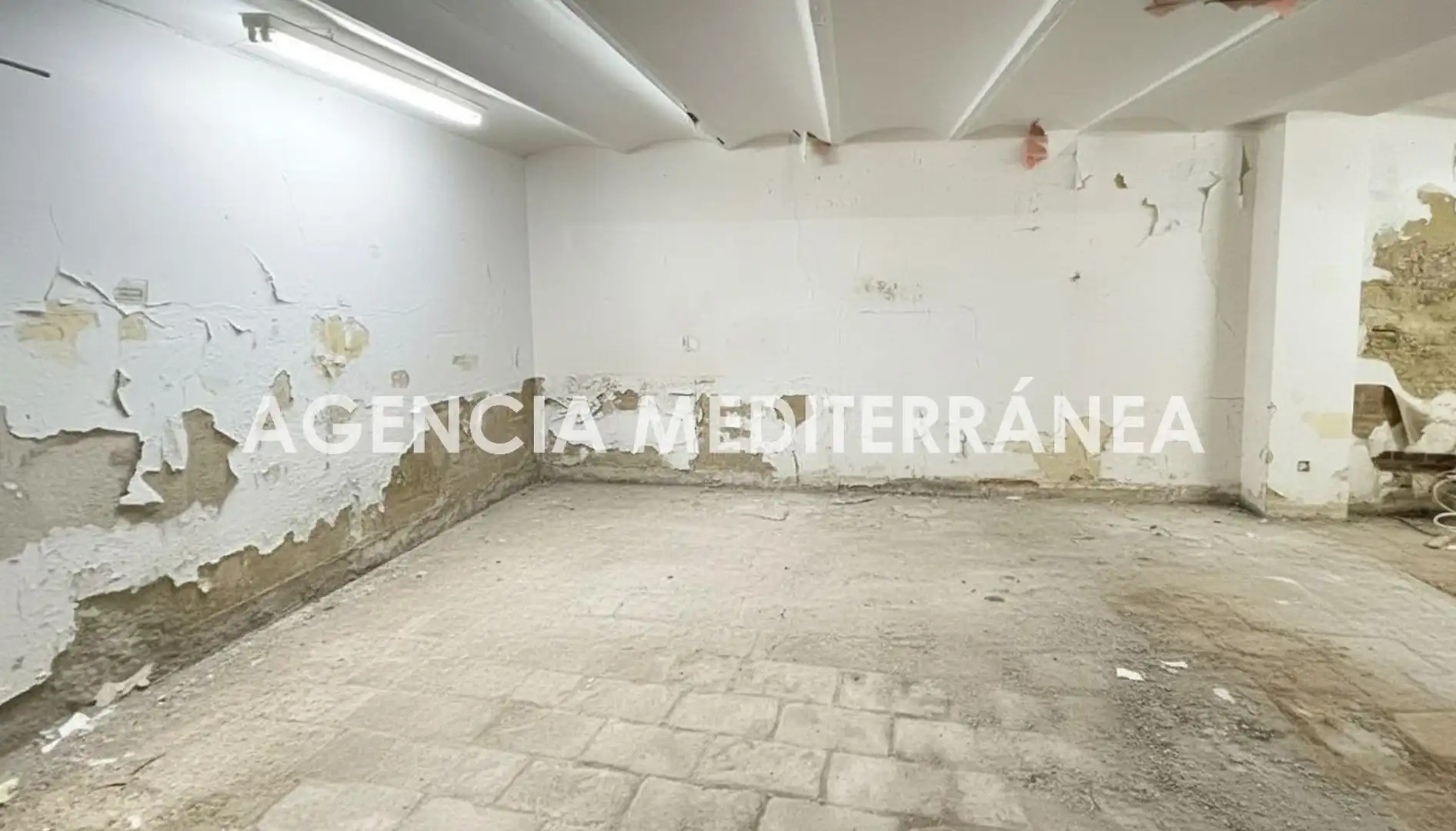 Local en venda en Valencia amb Aire condicionat