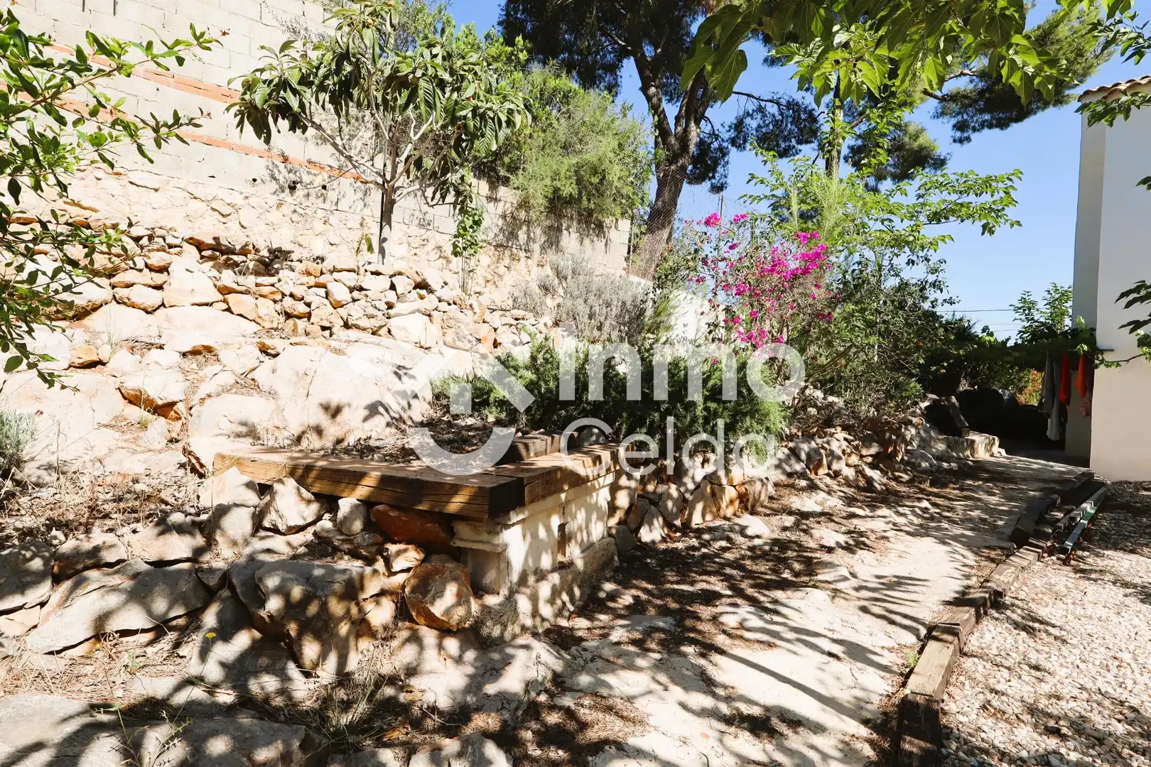 Jardín de Casa adosada en venta en Chiva con Calefacción, Jardín privado y Terraza