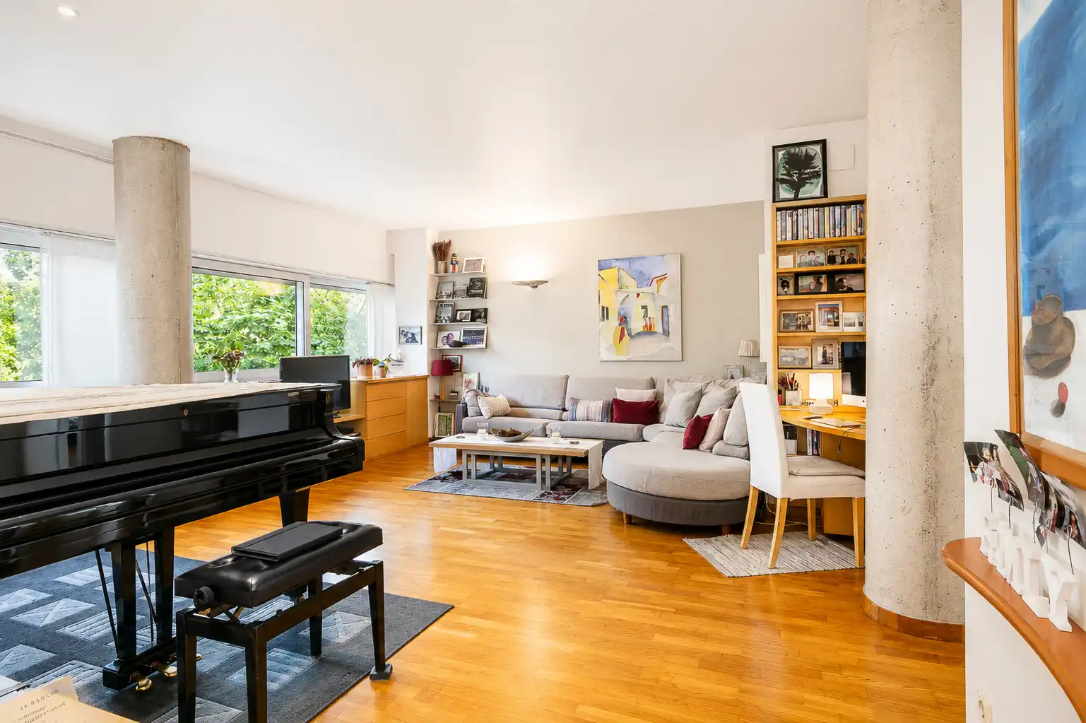 Sala d'estar de Pis en venda en Barcelona amb Aire condicionat, Calefacció i Parquet