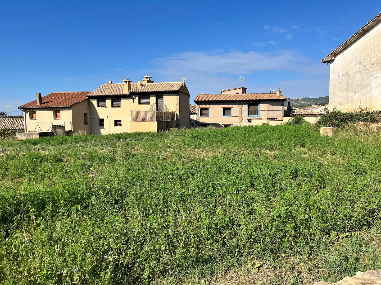 Terreni e lotti in vendita a Colungo, imagen 3