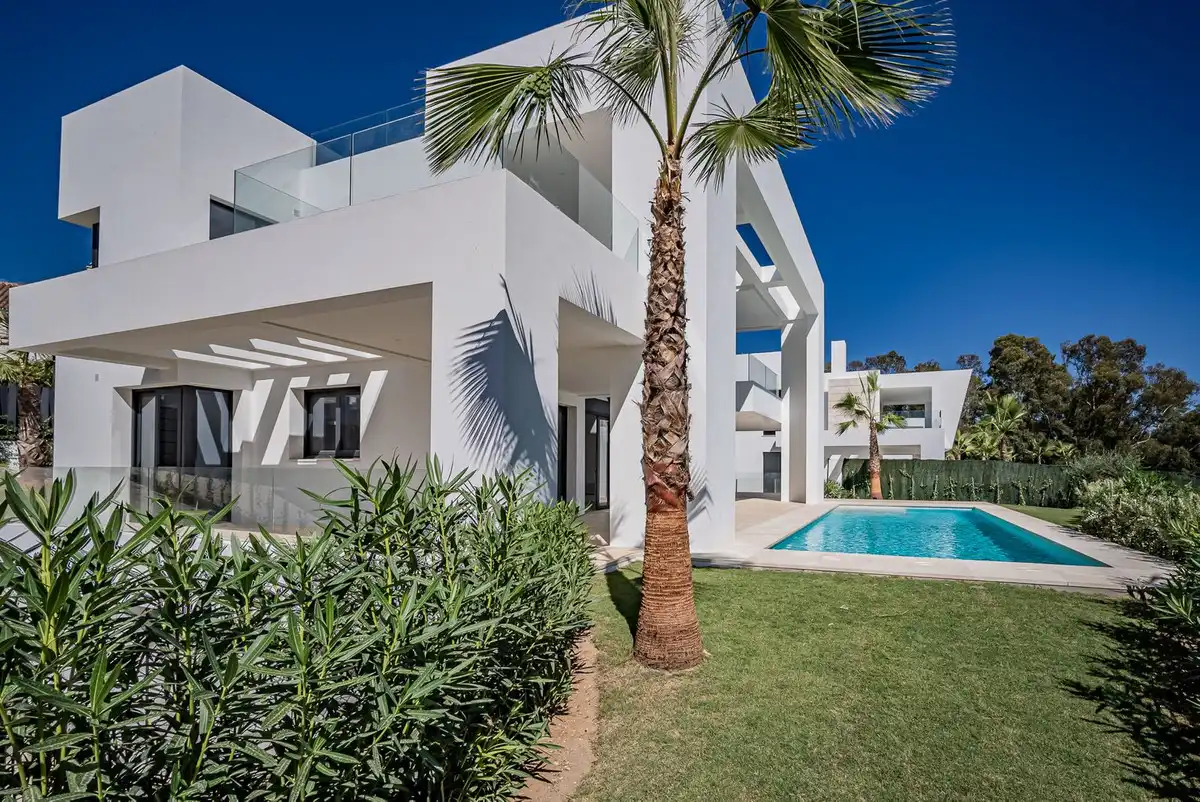 Villa mit Pool zum Verkauf in Benamara - Atalaya