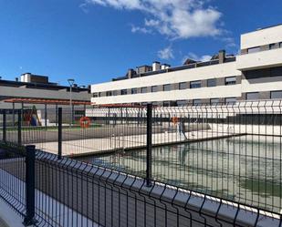 Piscina de Pis de lloguer en Arroyomolinos (Madrid) amb Calefacció