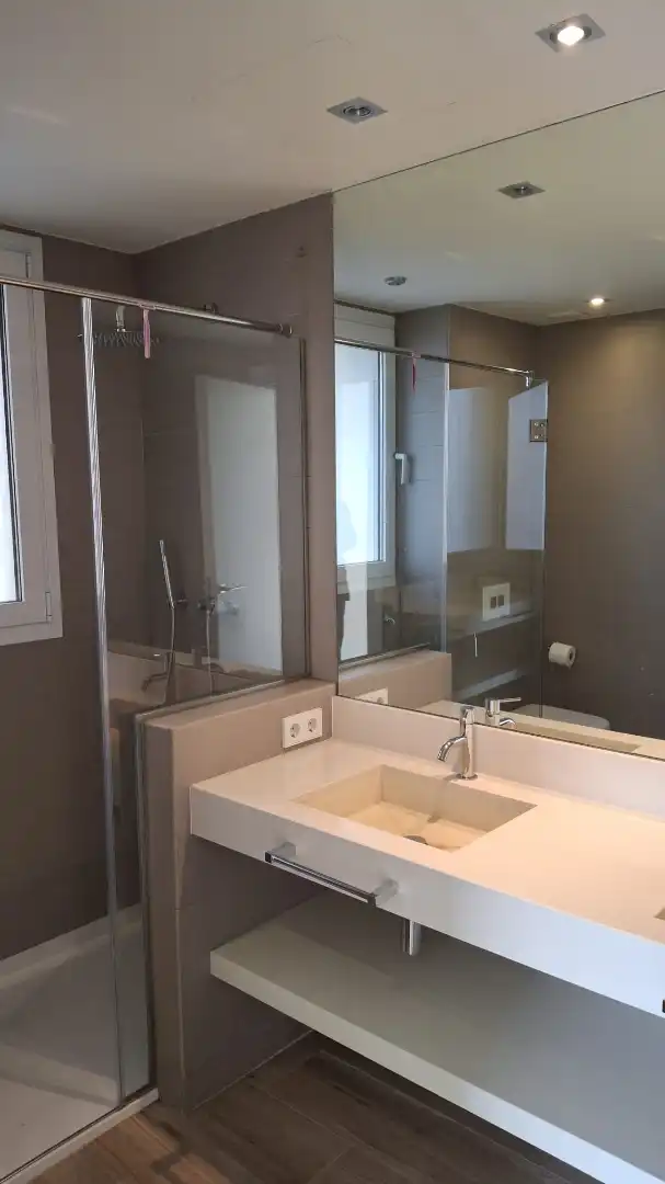 Baño de Piso en venta en Barcelona con Aire acondicionado, Calefacción y Terraza
