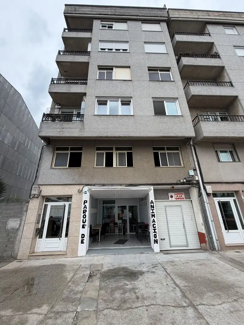 Vista exterior de Pis en venda en Carballo