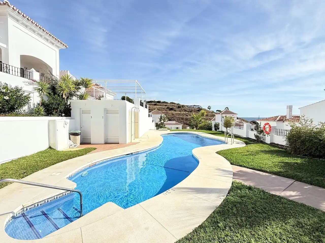 Außenansicht von Maisonette zum Verkauf in Torrox mit Gemeinschaftspool