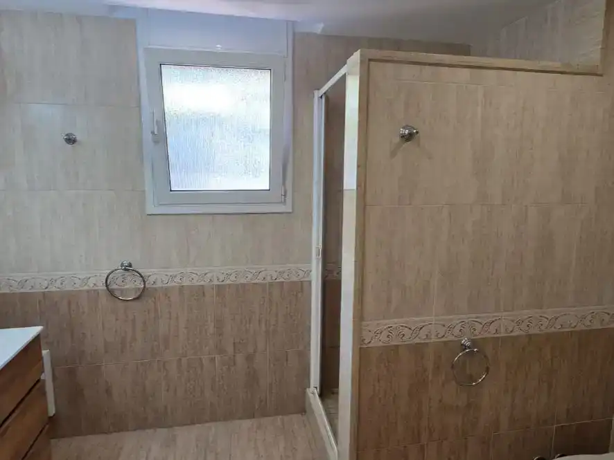 Bany de Casa o xalet de lloguer en Sant Fost de Campsentelles amb Terrassa, Piscina i Balcó