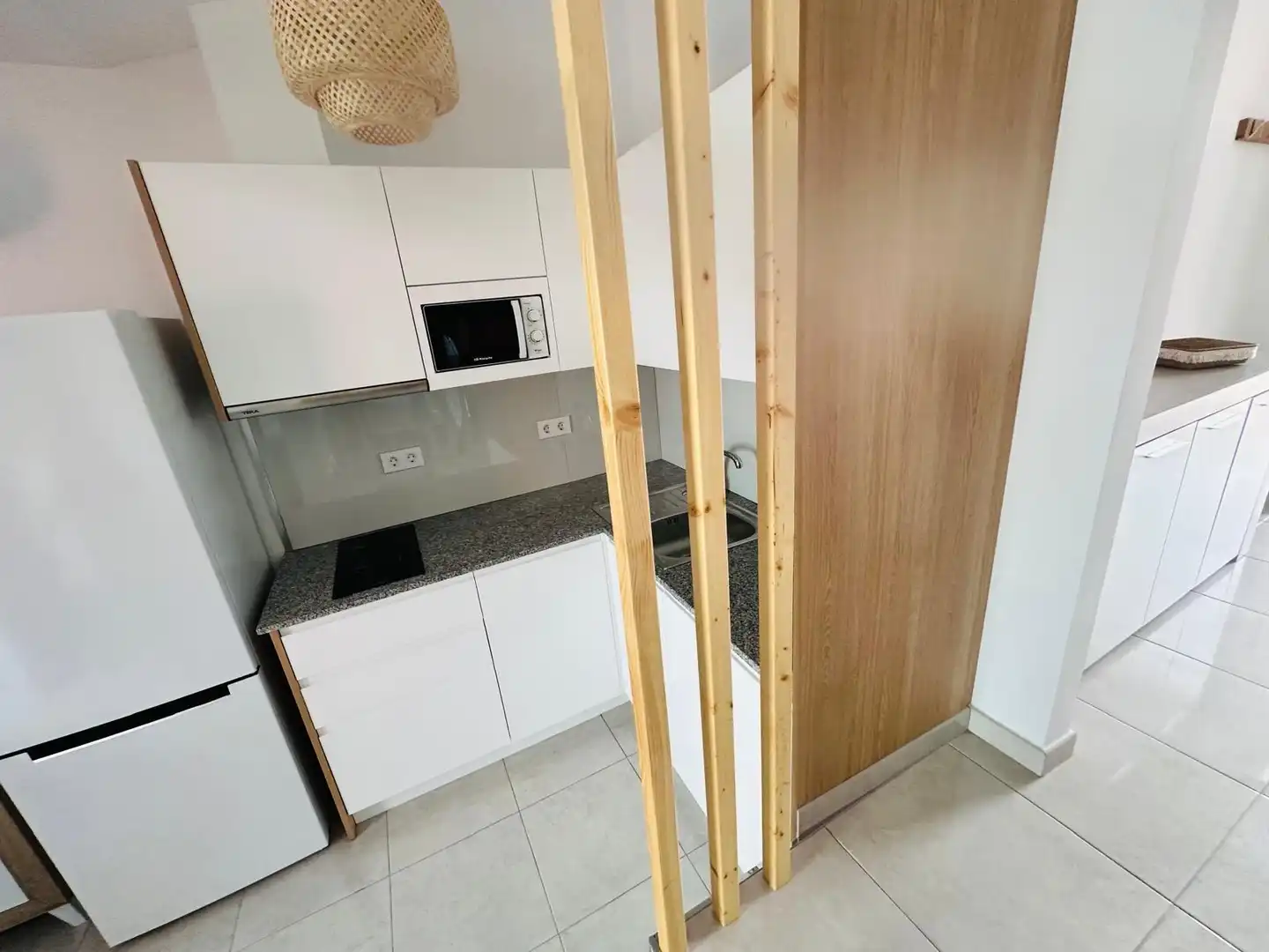 Küche von Loft zur Miete in San Bartolomé de Tirajana mit Klimaanlage, Terrasse und Möbliert