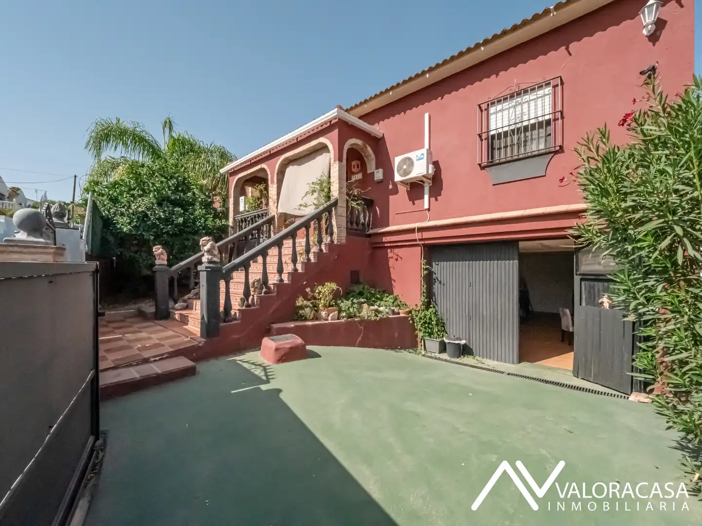 Exterior view of Houses for sale in Coín  with Air Conditioner, Private garden and Terrace
