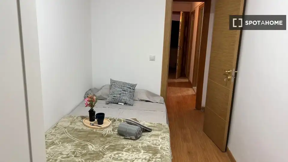 Room in Zofio