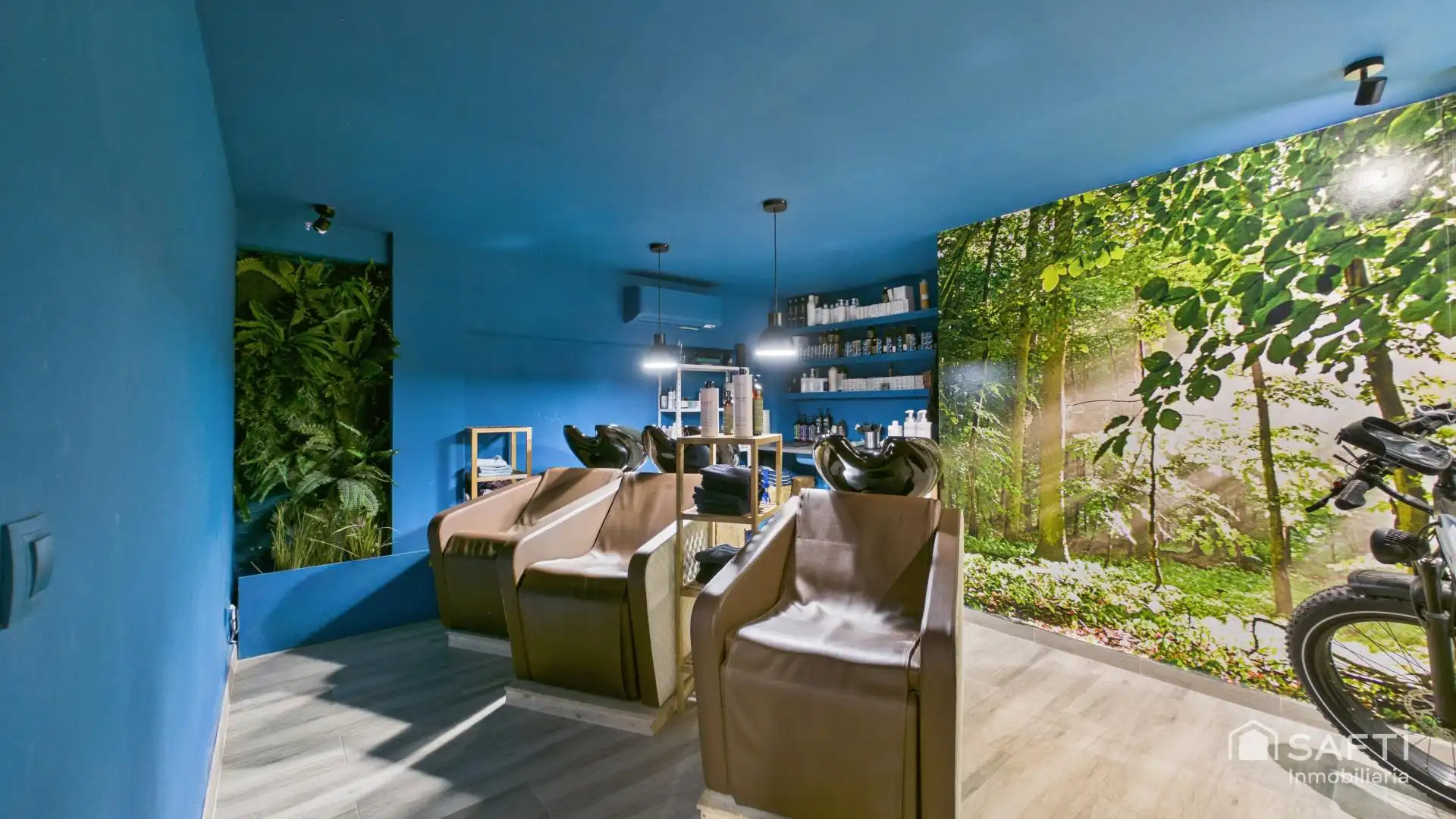 Sala de estar de Local en traspaso en  Palma de Mallorca con Aire acondicionado