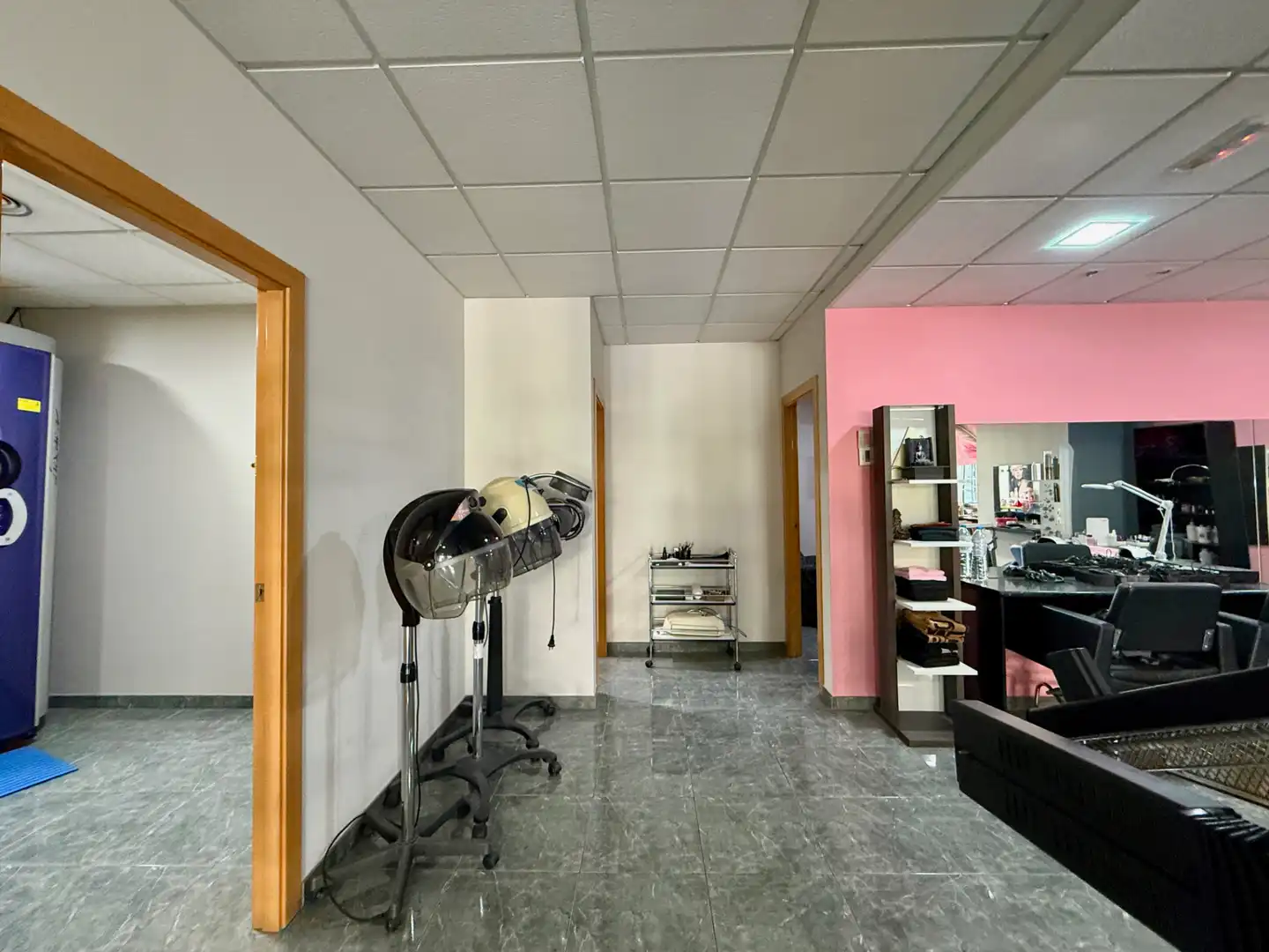 Local en venta en Terrassa con Aire acondicionado, Calefacción y Internet