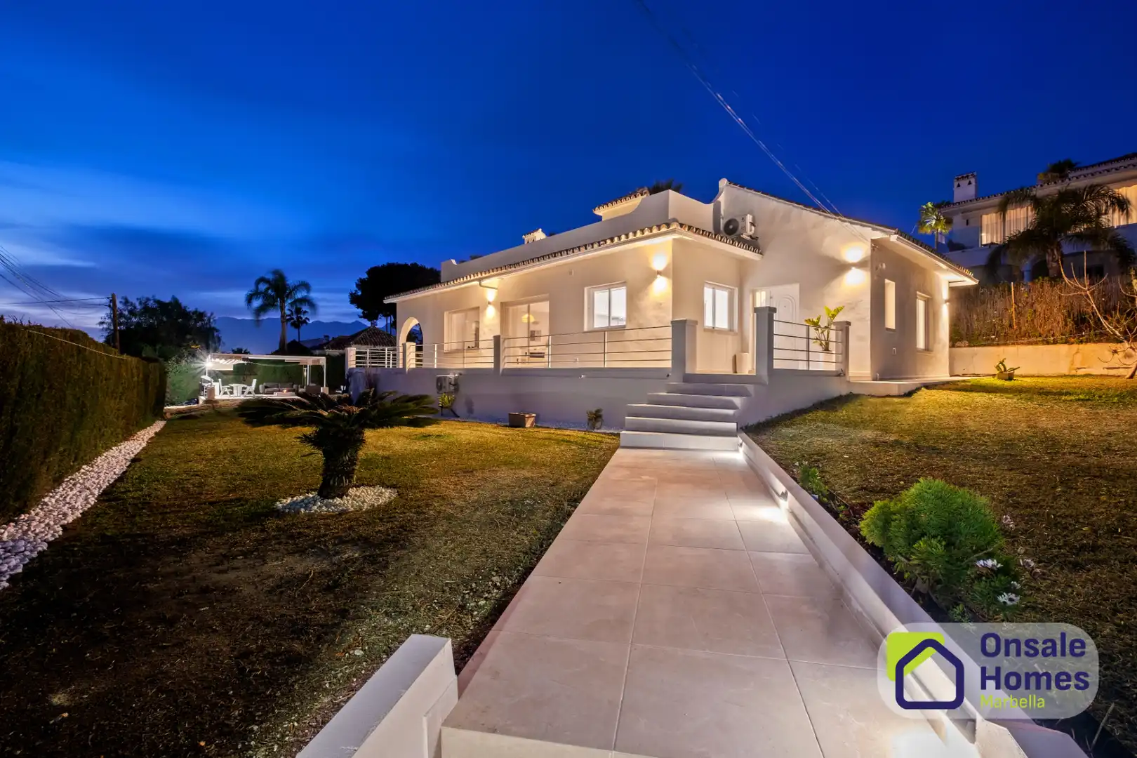 Exterior view of Houses for sale in Marbella  with Air Conditioner, Private garden and Terrace