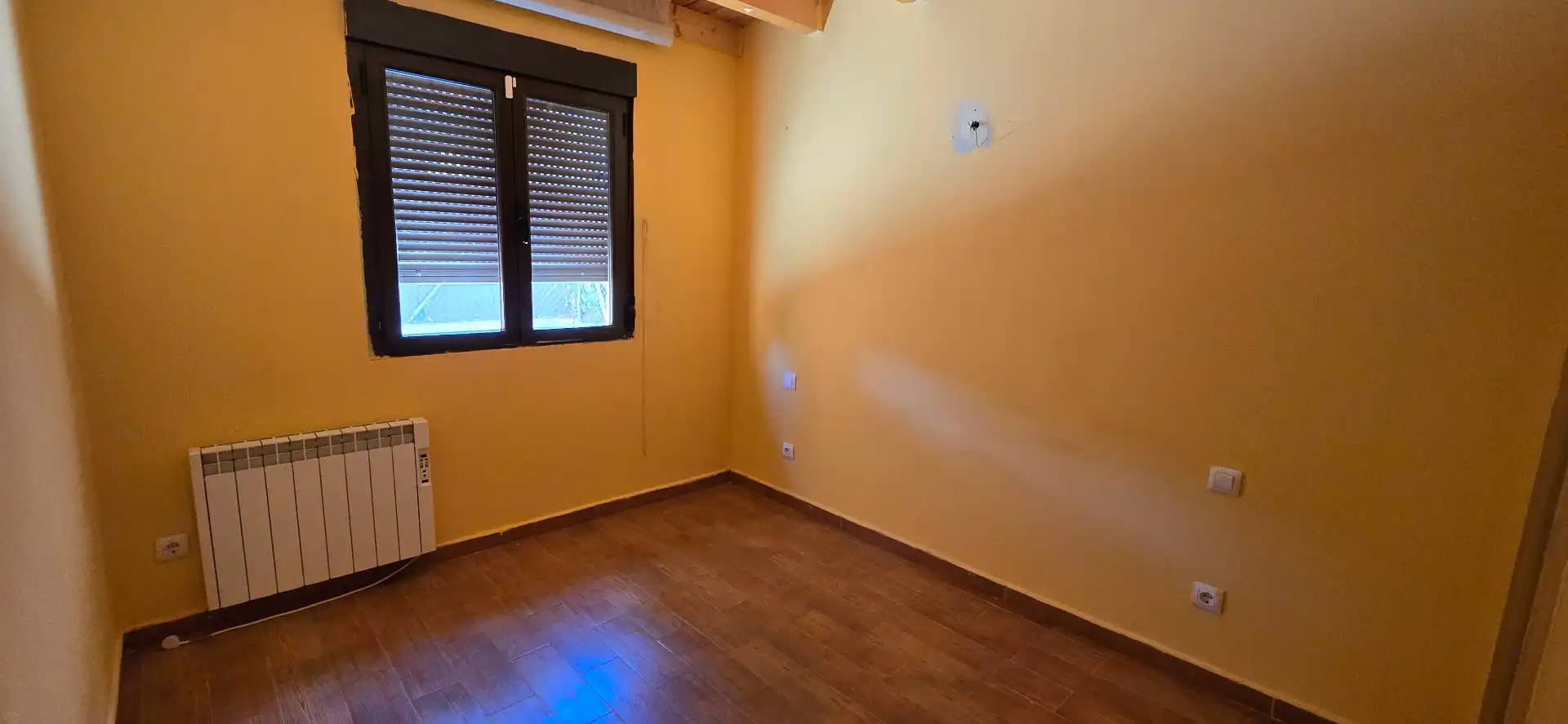 Habitación de Casa adosada en venta en Ituero y Lama con Calefacción, Terraza y Horno