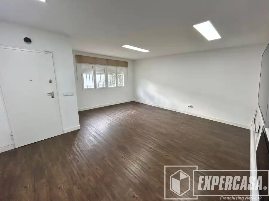 Living room of Houses for sale in Domeño  with Air Conditioner and Terrace