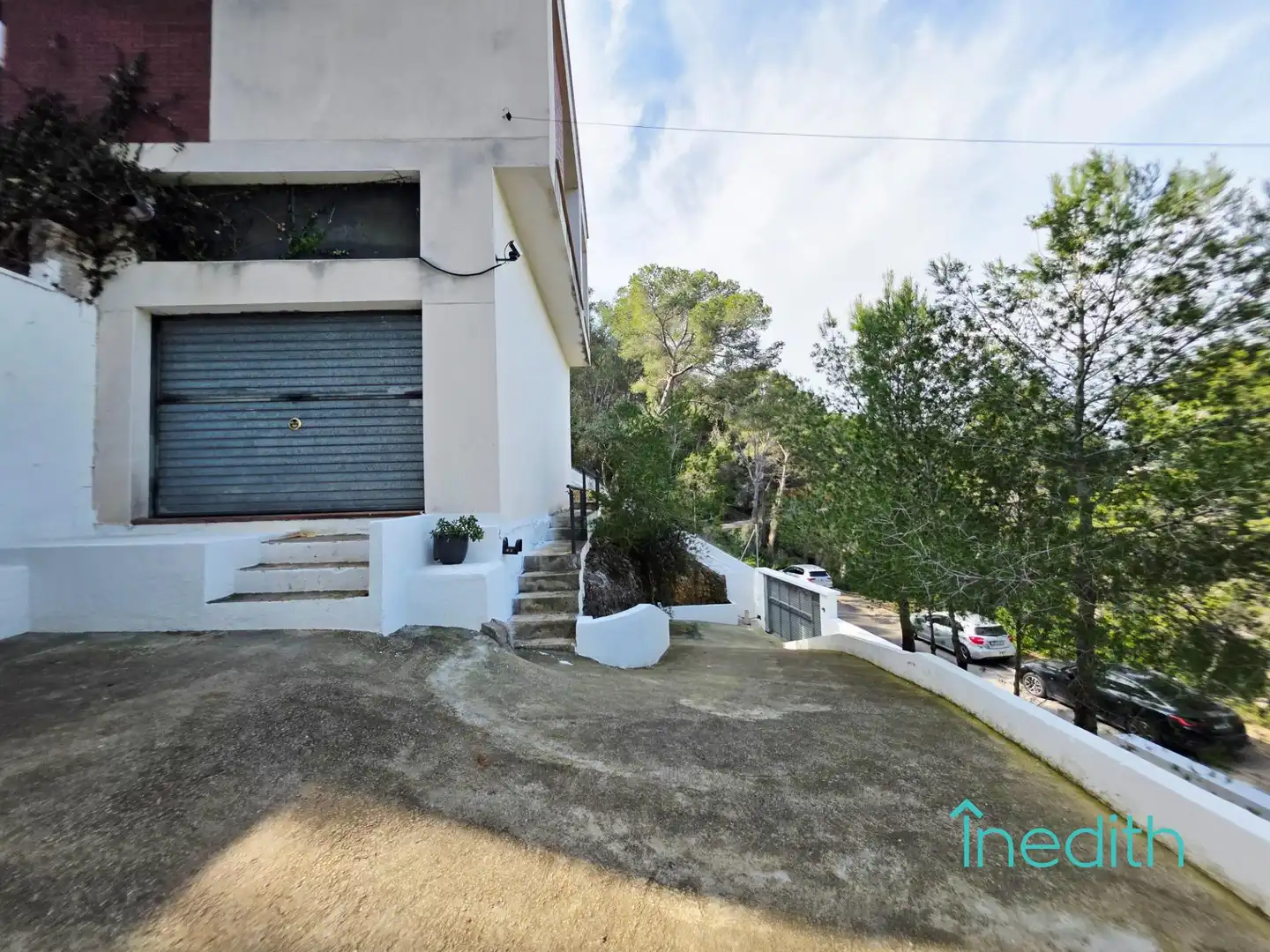 Vista exterior de Casa o xalet en venda en Cubelles amb Calefacció, Jardí privat i Terrassa