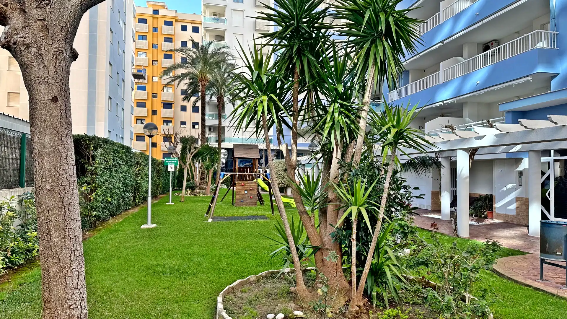 Jardí de Apartament de lloguer en Gandia amb Aire condicionat, Calefacció i Terrassa
