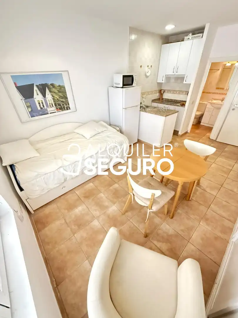 Wohnung zur Miete in Madrid mit Heizung und Möbliert