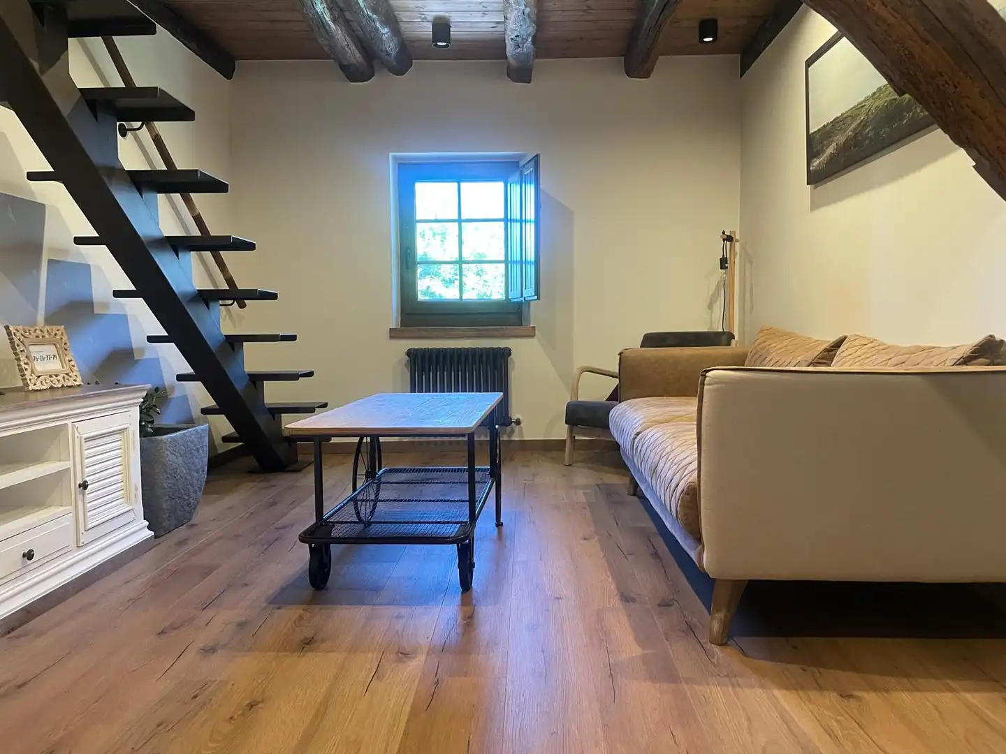 Sala de estar de Finca rústica en venta en Lekeitio con Aire acondicionado, Jardín privado y Parquet