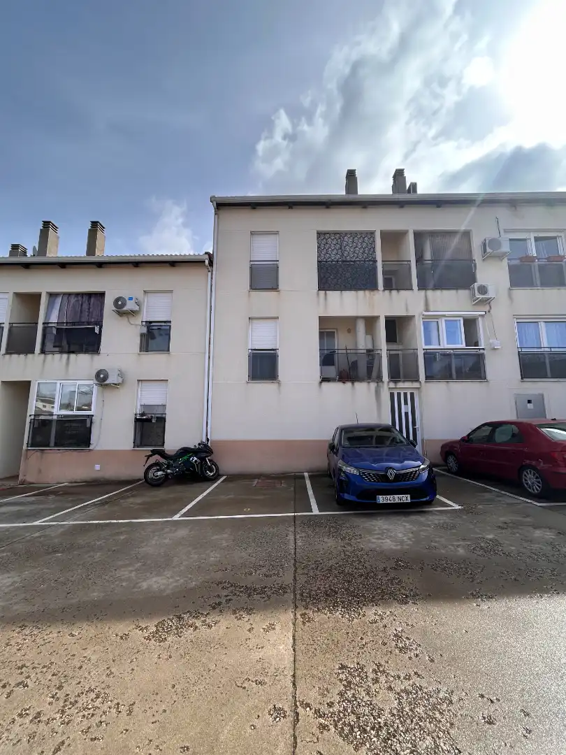 Parking de Dúplex en venta en Pezuela de las Torres con Calefacción y Horno