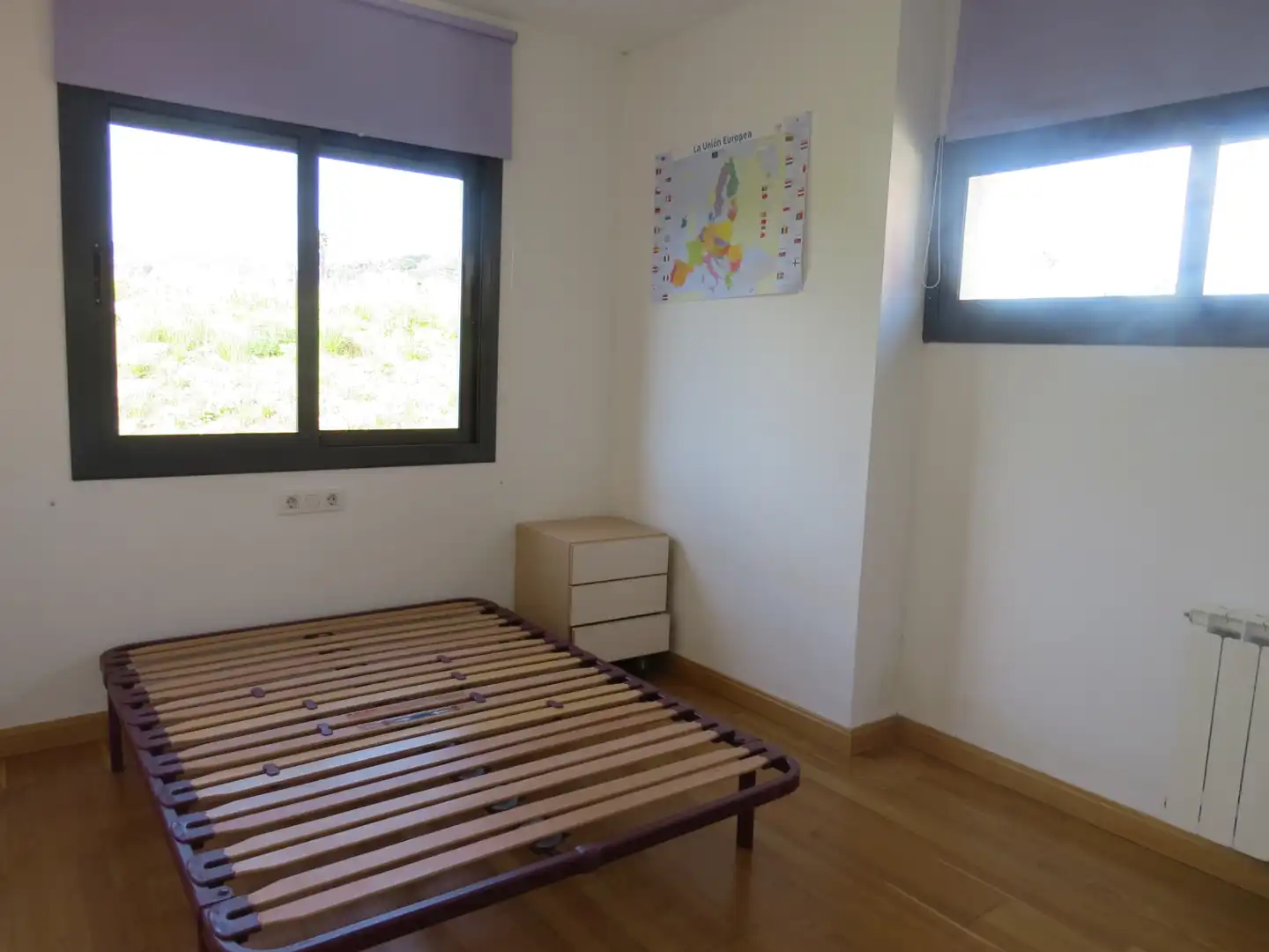 Schlafzimmer von Einfamilien-Reihenhaus zum Verkauf in Sant Andreu de Llavaneres mit Klimaanlage, Heizung und Parkett