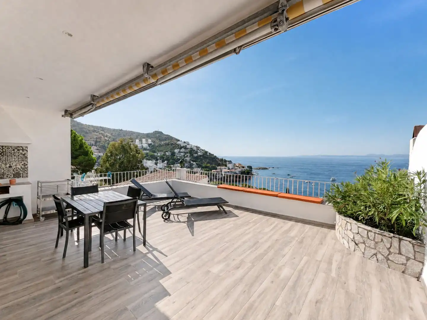 Terrace of Flat for sale in Roses  with Air Conditioner, Heating and Terrace