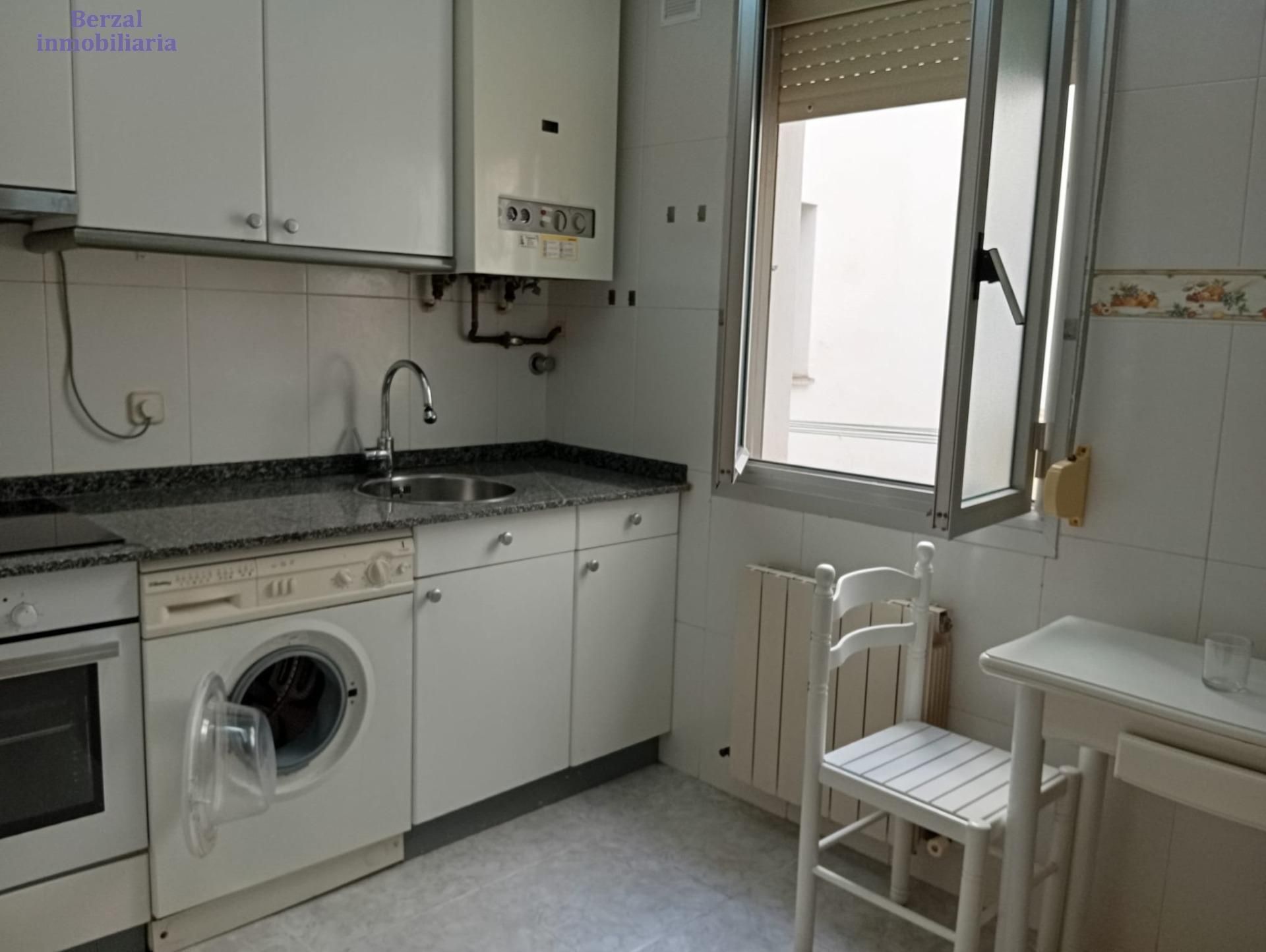 Kitchen of Flat for sale in  Logroño  with Heating and Terrace