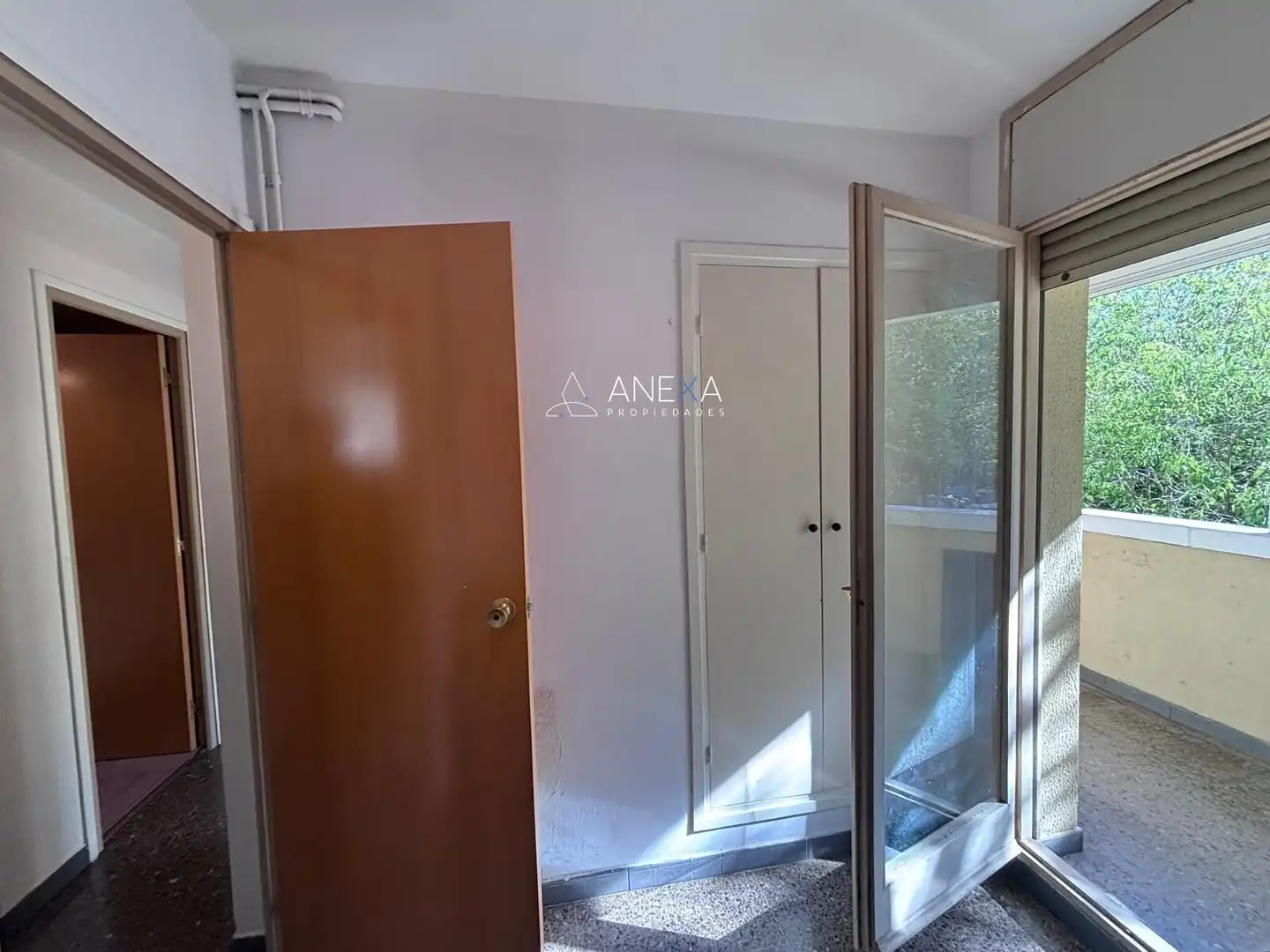 Wohnung zum Verkauf in Barcelona mit Heizung, Terrasse und Balkon
