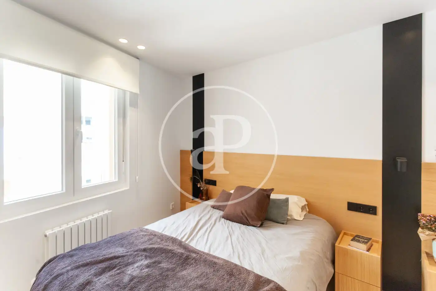Bedroom of Flat for sale in Madrid  with Air Conditioner, Heating and Terrace