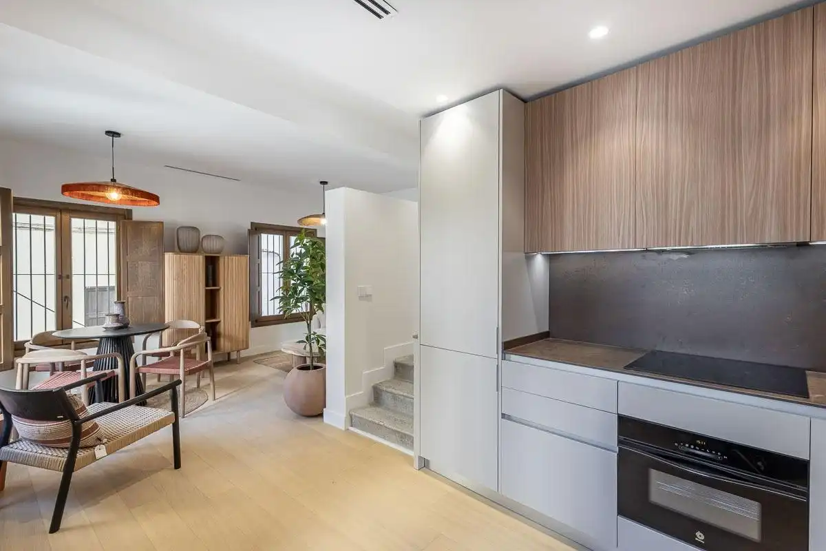 Cuina de Dúplex en venda en Granada amb Aire condicionat i Terrassa