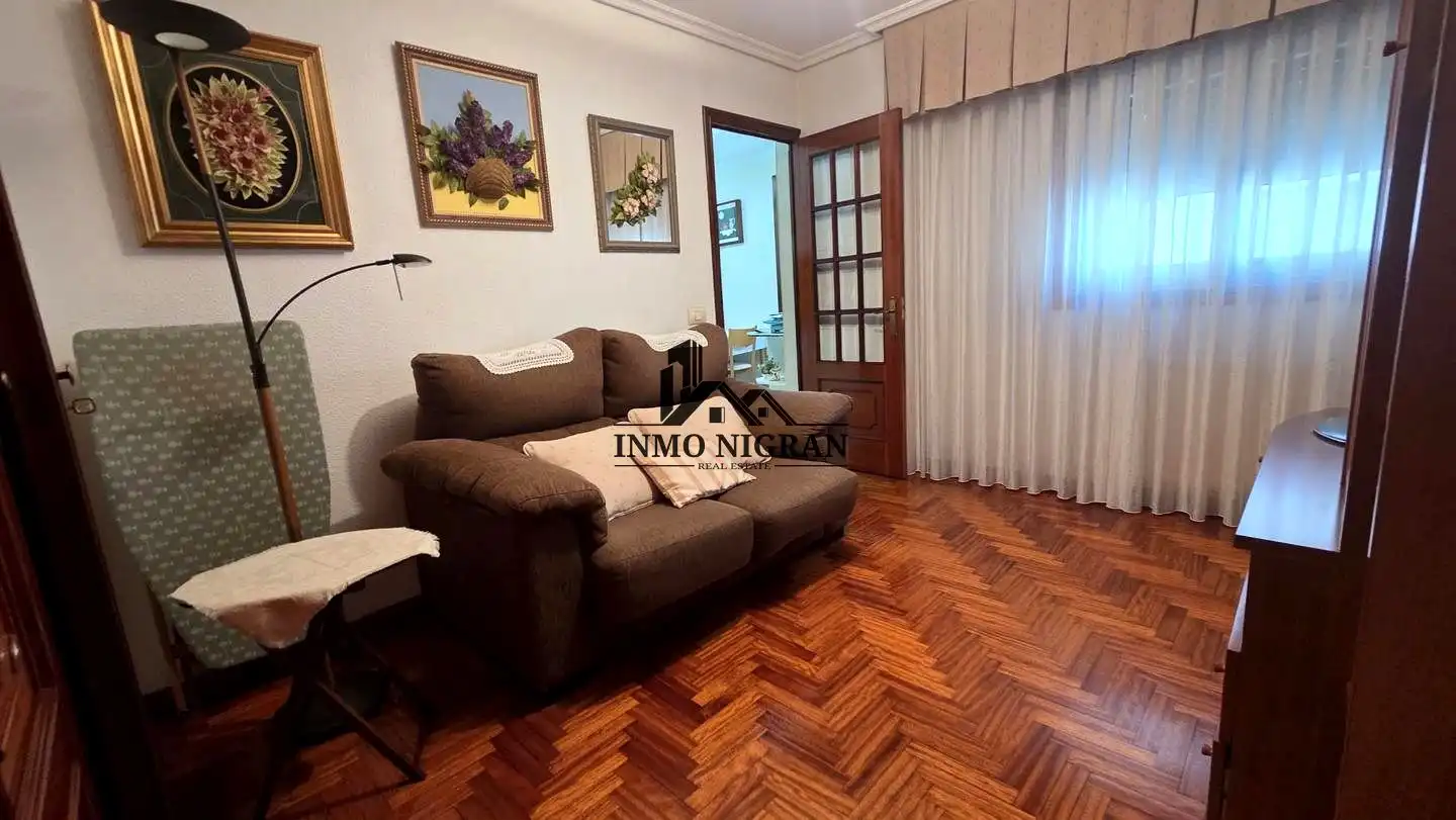 Sala de estar de Piso en venta en Vigo  con Amueblado