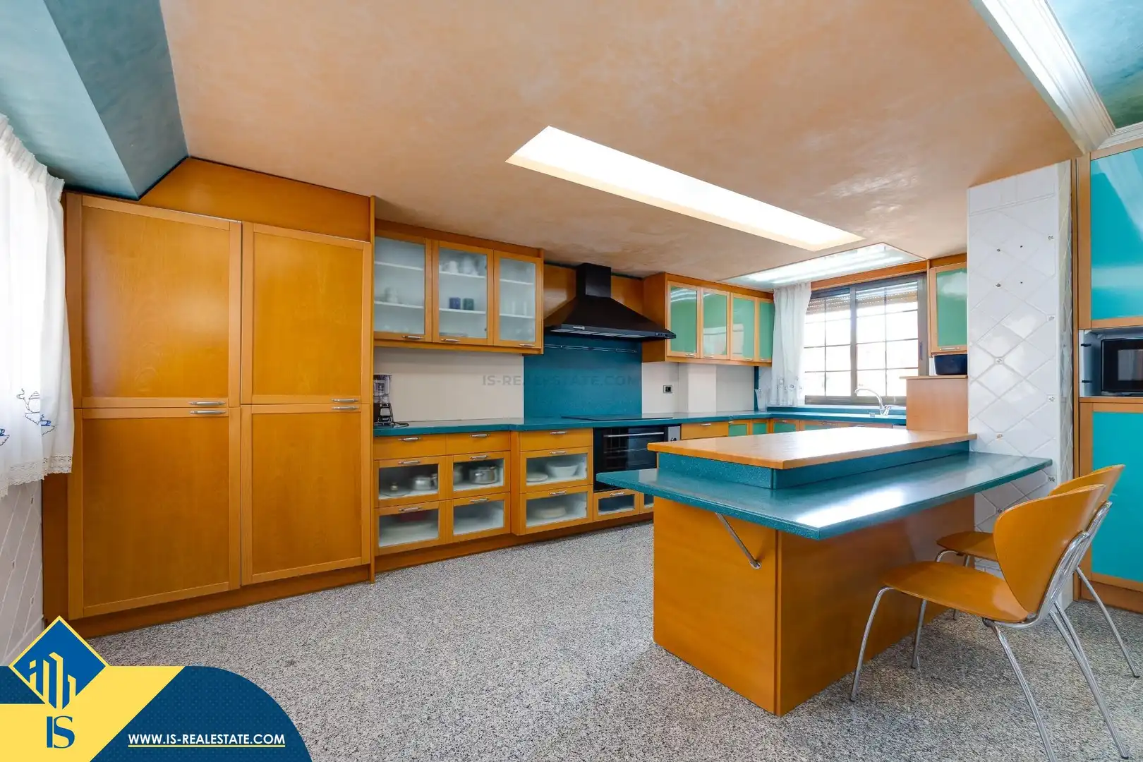 Cocina de Ático de alquiler en Torrevieja con Terraza, Trastero y Amueblado