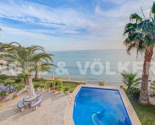 Swimming pool of House or chalet for sale in El Campello  with Air Conditioner, Terrace and Swimming Pool