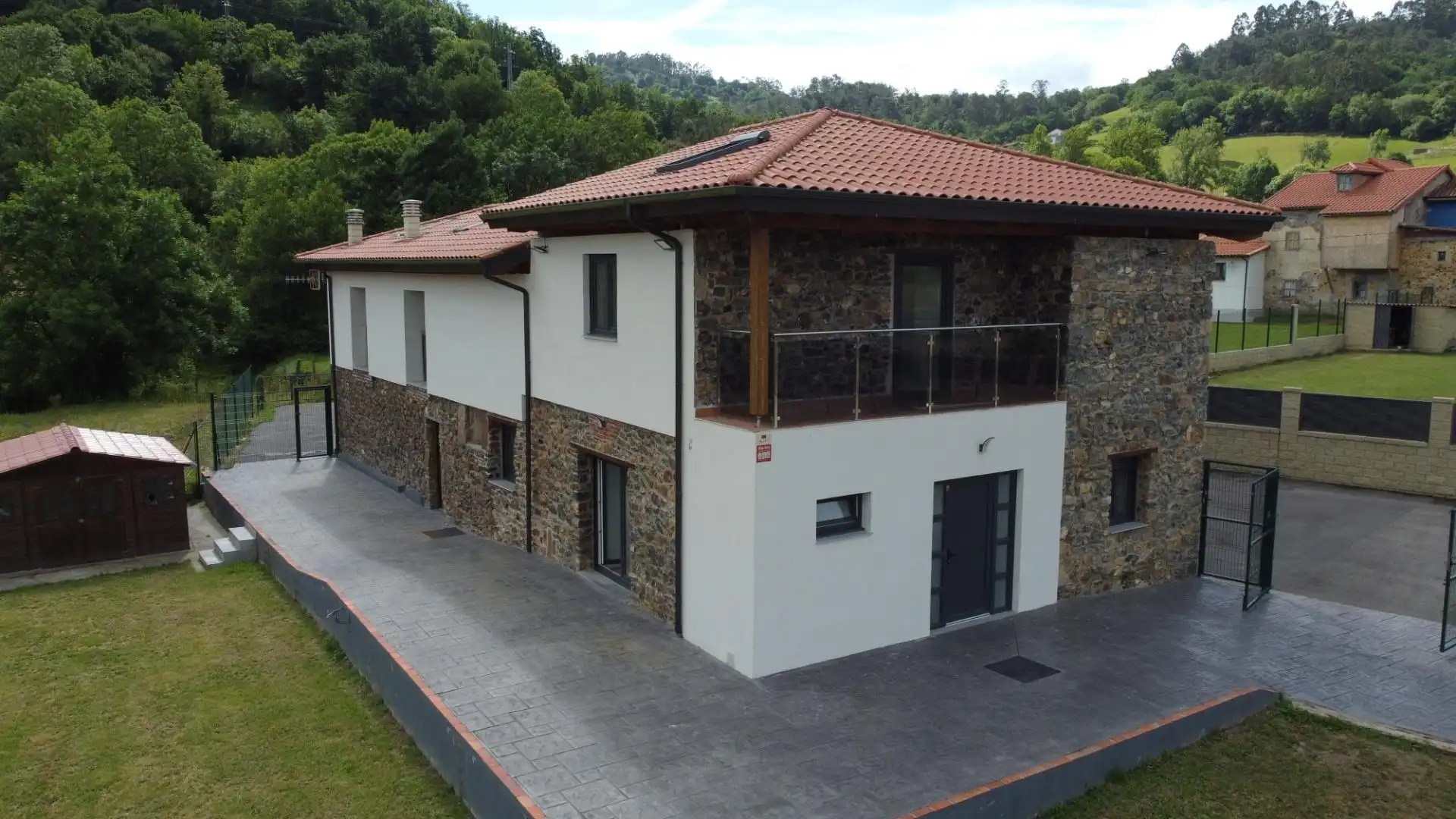 Vista exterior de Casa o chalet en venta en Grado con Calefacción, Terraza y Trastero