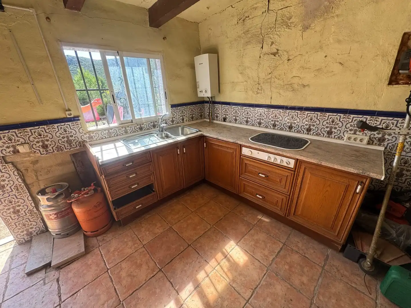 House with pool for sale in Montroi / Montroy, imagen 8