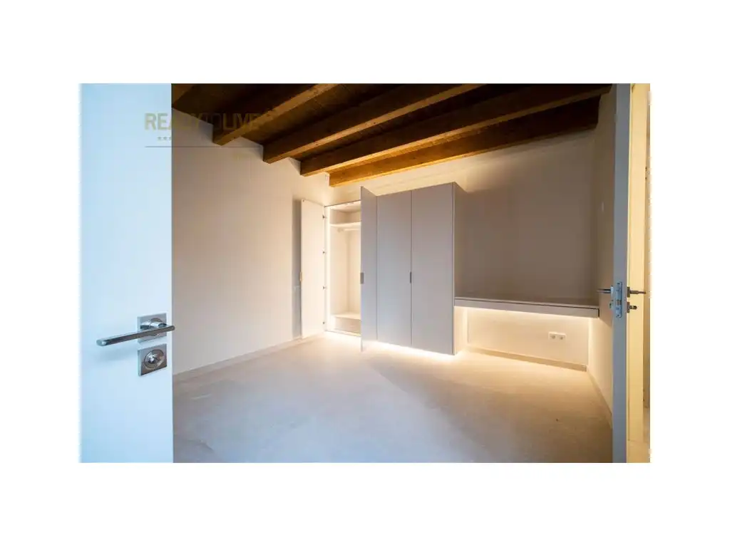 Schlafzimmer von Dachboden zum Verkauf in  Palma de Mallorca mit Klimaanlage, Ofen und Balkon